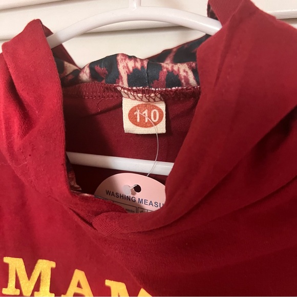 Mama’s Mini two-piece jogger, leopard side with headband size 4-5 Nice new! - Picture 8 of 10